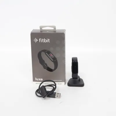 Activity tracker (Luxe) from FitBit