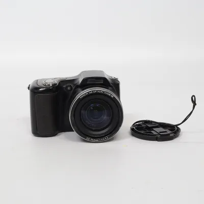Digital compact camera (Coolpix L100) from Nikon