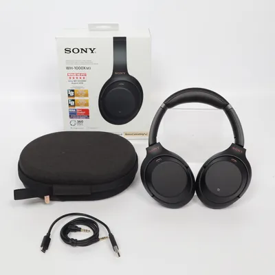 Hovedtelefoner (WH-1000X M3) fra Sony