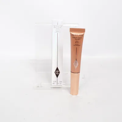 Highlighter (Glowgasm Beauty Light Wand) van Charlotte Tilbury