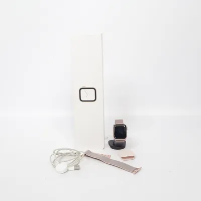 Smart watch (Pink) from Apple