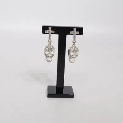 Earrings (Silver) Unknown metal