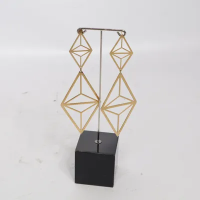 Boucles d'oreilles (Or) de Astrid & Agnes Métal inconnu