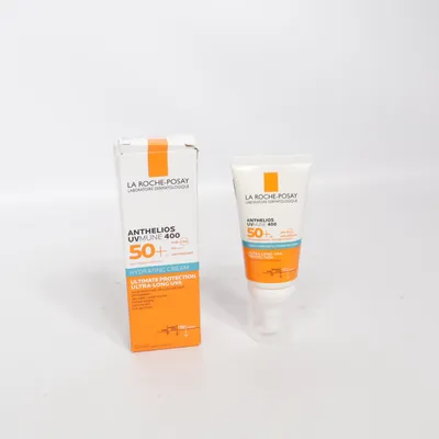 Sunscreen (Anthelios Uvmune 400) from La Roche-Posay