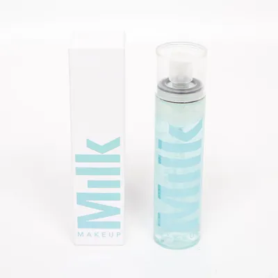Setting spray (Hydro, Grip Set + Refresh Spray) van Milk Makeup