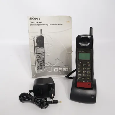 Mobiltelefon (CM-DX1000) från Sony