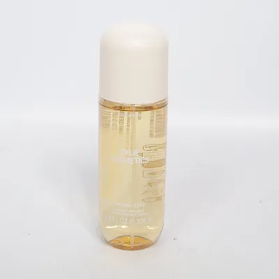 Body mist (Caramel Cloud) fra Kylie Cosmetics