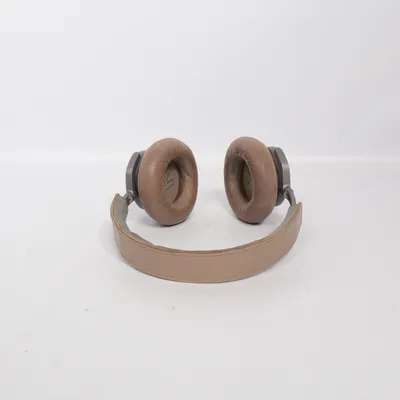 Headphones (Beoplay H8) from Bang & Olufsen