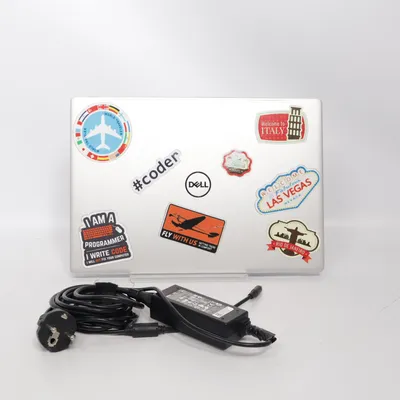 Laptop (Silverfärgad) från Dell