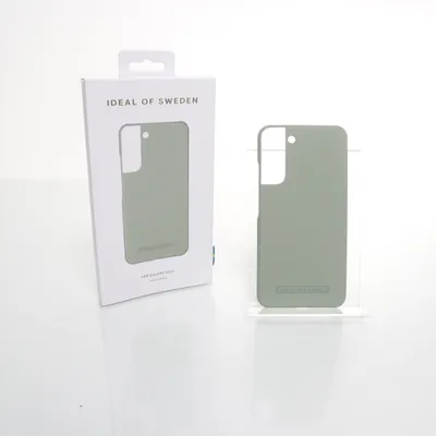 Phone case (Green) from iDeal of Sweden
