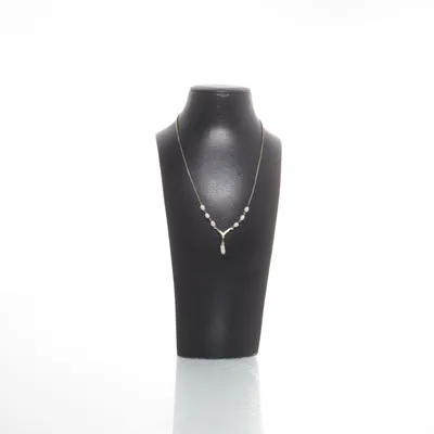 Necklace (Gold, White) from Amerik Unknown metal