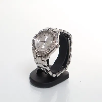 Armbandsur (Silverfärgad) från Guess