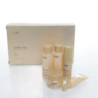 Skincare set (SUPER VITAL) van Iope