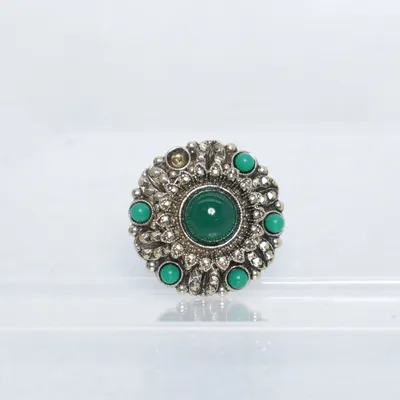 Brooch (Gold, Green) Unknown metal