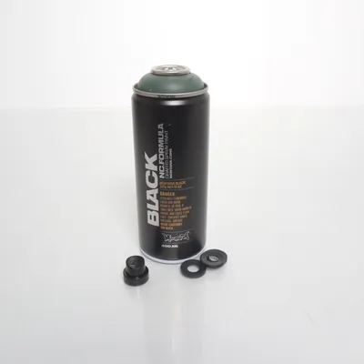Spray paint (Green) from Montana Black