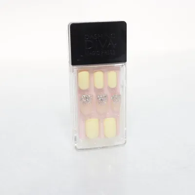 Kunstnagels (Geel, Zilver) van Dashing Diva