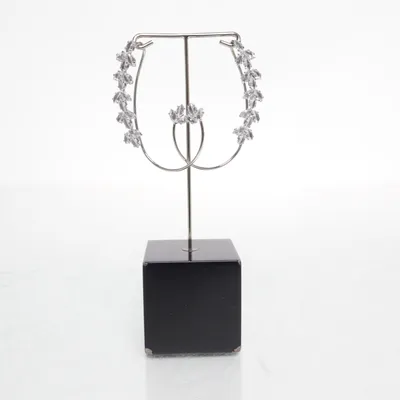 Öronsmycke (Grå) Okänd metall