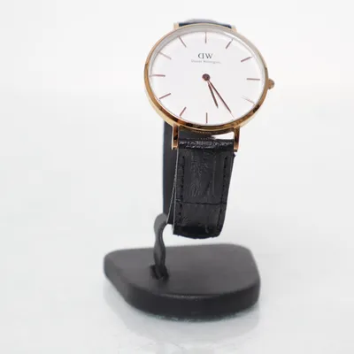 Wristwatch (Black) from Daniel Wellington