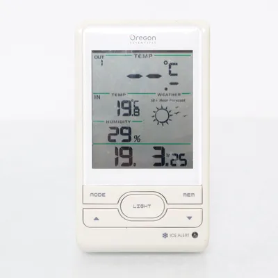 Alarm clock (White) from Oregon Scientific