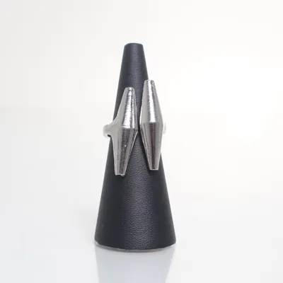 Ring (Silverfärgad) Okänd metall