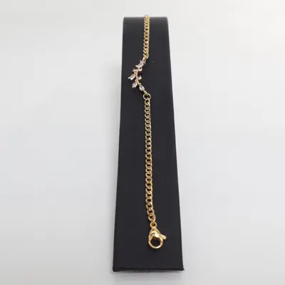 Bracelet (Gold, White) Unknown metal
