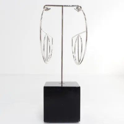 Örhängen (Silverfärgad) Okänd metall