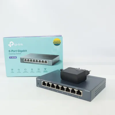 Network switch (8-Port Gigabit Desktop Switch) from TP-Link