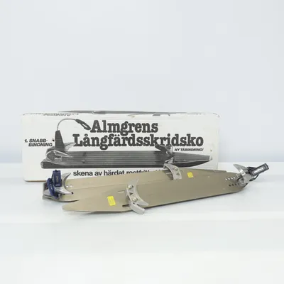 Touring skates (Långfärdsskridsko) from Almgrens