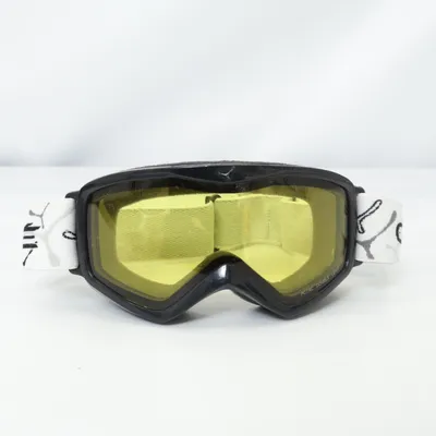 Ski goggles (White, Black) from Cébé