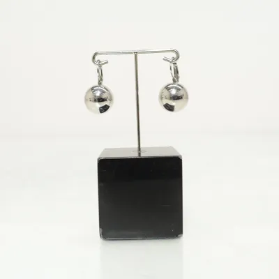 Örhängen (Silverfärgad) Okänd metall