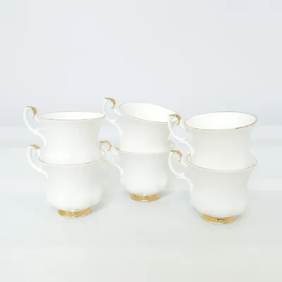 Beker (Val D'Or) van Royal Albert