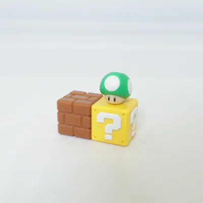 Legetøjsfigur (Brun, Gul, Grøn) fra Nintendo