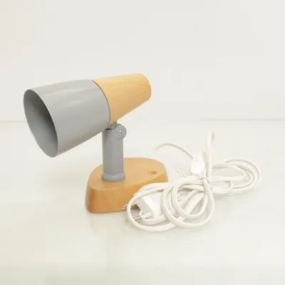 Sänglampa (V9509) från IKEA