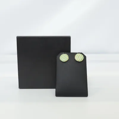 Örhängen (Grön, Guldfärgad) från Designtorget Plast