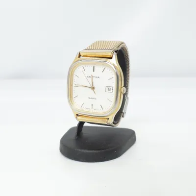 Armbandsur (Guldfärgad) från Certina
