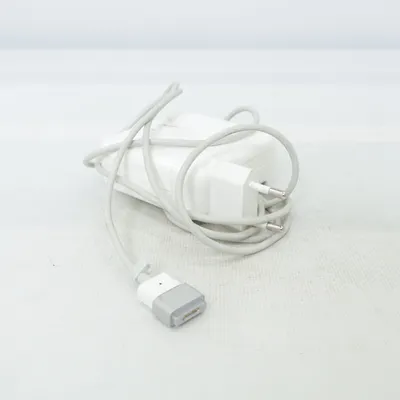 Computer charger (White) from Apple