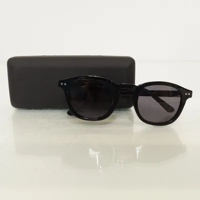 Solglasögon (Svart) från Corlin Eyewear