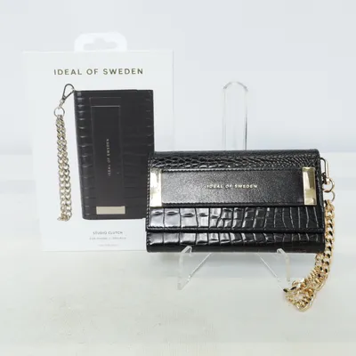 Phone cover (Black) from iDeal of Sweden