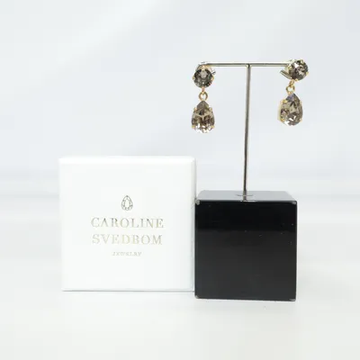 Örhängen (Guldfärgad) från Caroline Svedbom Okänd metall