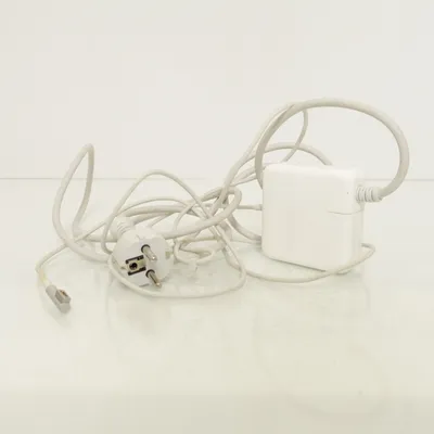 Computer oplader van Apple