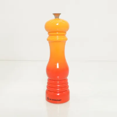 Pepparkvarn (Orange, Röd) från Le Creuset