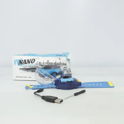 Ferngesteuertes Auto (Mini Nano) von Nano