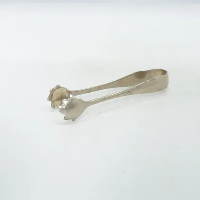 Sugar tongs (Silver)