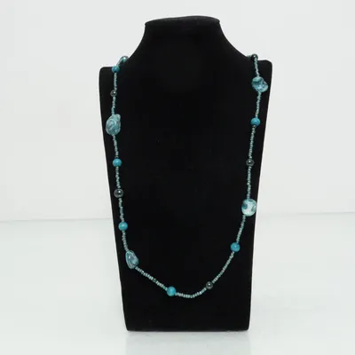 Ketting (Turquoise, Zwart) Onbekend materiaal