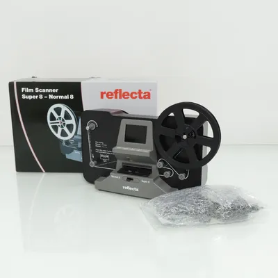 Diaprojektor (Grå, Svart, Röd) från Reflecta