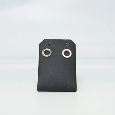 Örhängen (Silverfärgad) från Snö of Sweden Okänd metall