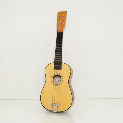 Ukulele (Brun) från Lark