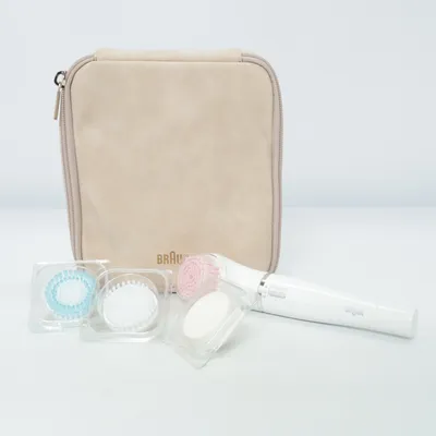 Cleansing device (5365) from Braun