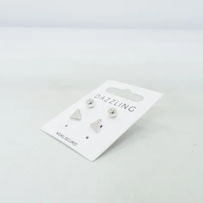 Earrings (Silver) from Dazzling Unknown metal