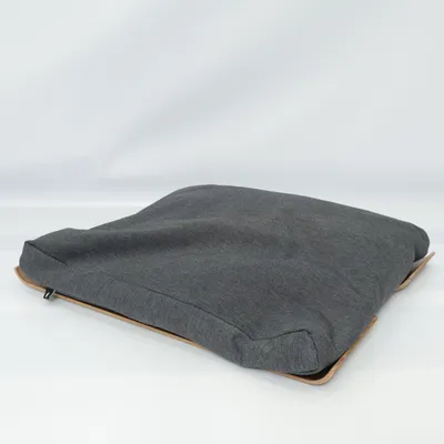 Prydnadskudde (Grå) från Bosign